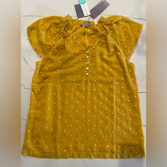 Daniel Rainn Tops - Danielrainn Yellow Blouse, Size M, NWT